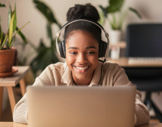 Enjoy with Comfortable Studio Headphones for Productivity Daily